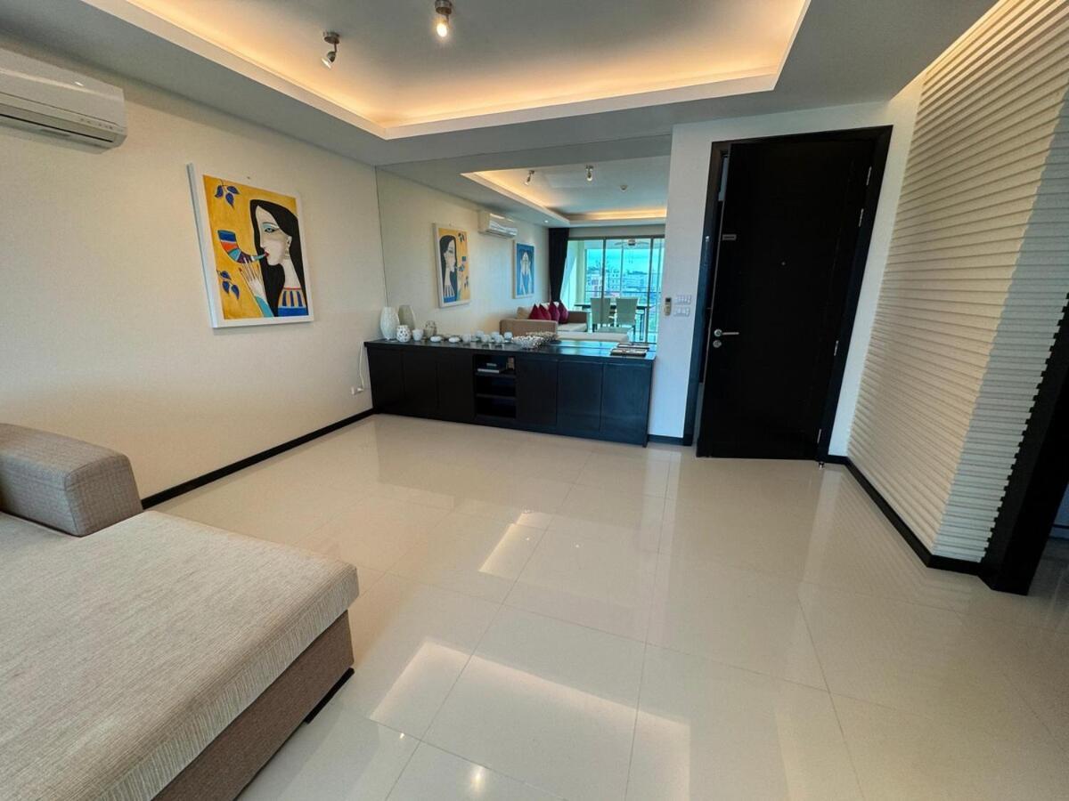 Modern 2-Bedroom Condo In Kamala Near The Beach Exterior photo