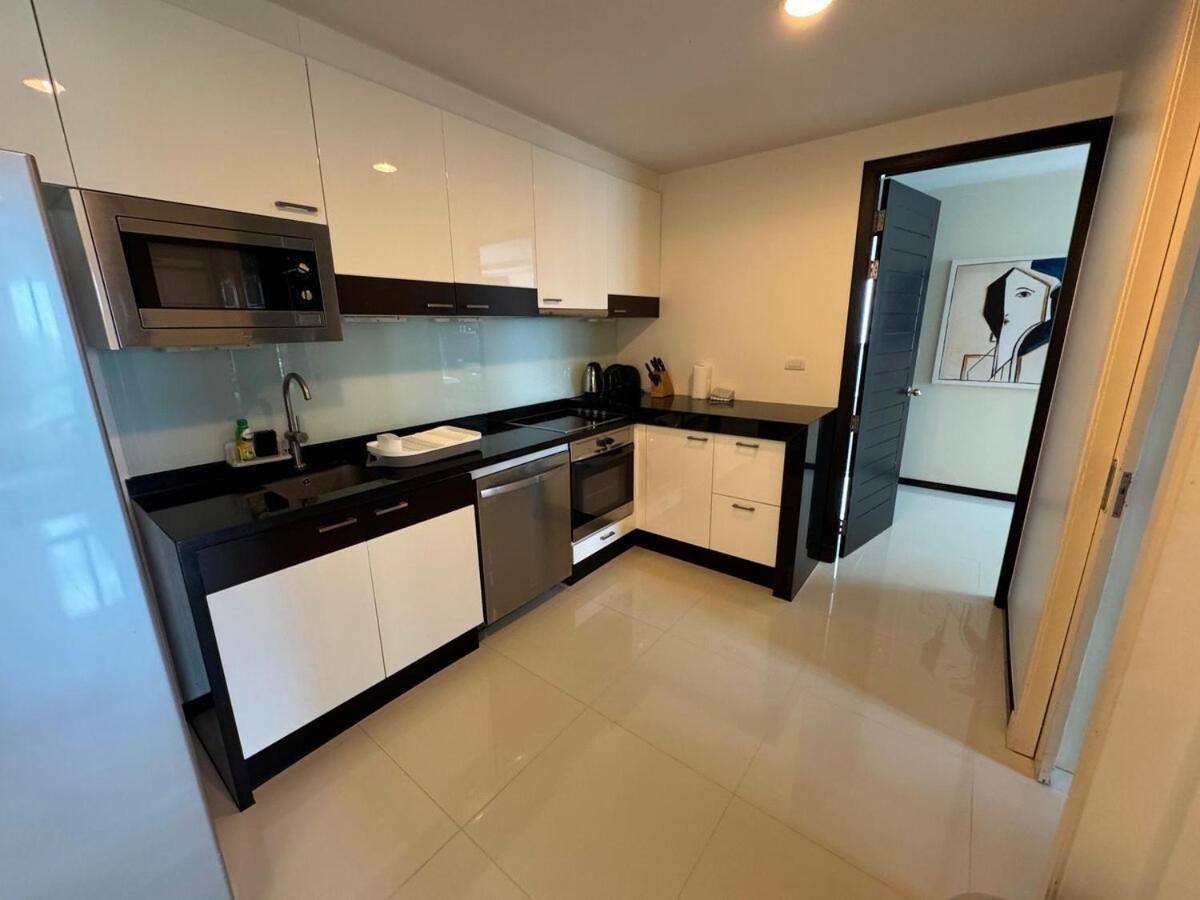 Modern 2-Bedroom Condo In Kamala Near The Beach Exterior photo